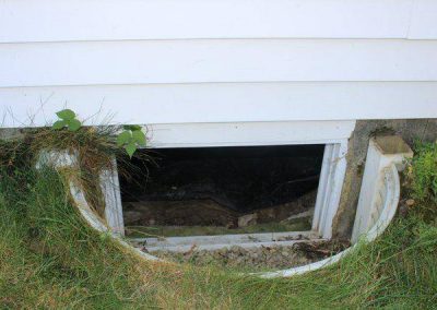Crawl Space Structural & Humidity Issues | Hilliard, OH | Old